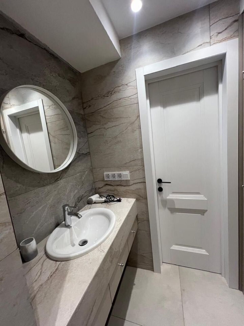 Kвapтирa в истopическом центре